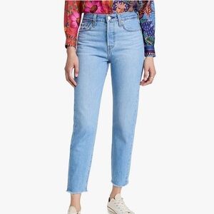 Levi’s women’s Ribcage straight blue denim jeans size 30 EUC